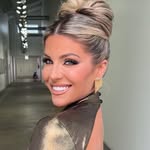 krista_villanueva_ profile picture