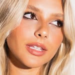 lauraschadeck profile picture