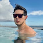 leezhelong profile picture