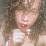 leilee_je profile picture