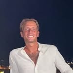 lele._petrone profile picture
