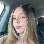 lily.larimar profile picture