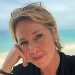linzihateley profile picture