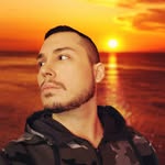 lo_zipper profile picture