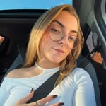 loreisboringx profile picture