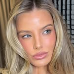 marianabck profile picture
