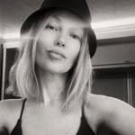 marinaroy11 profile picture