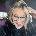 megschmidtt_ profile picture
