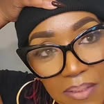 meshellecomedy profile picture