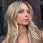 mialacroix_ profile picture