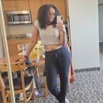 moni_so_nyc profile picture