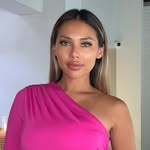 nicoleshiraz profile picture