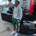 official_aquillecarrpage profile picture