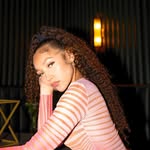 officialyelly profile picture