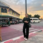optimistichick profile picture