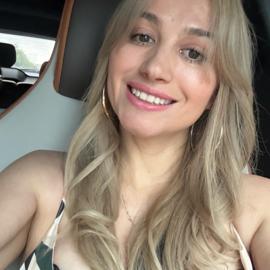 paulinevelezdesigner profile picture