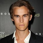 rhys_wakefield profile picture