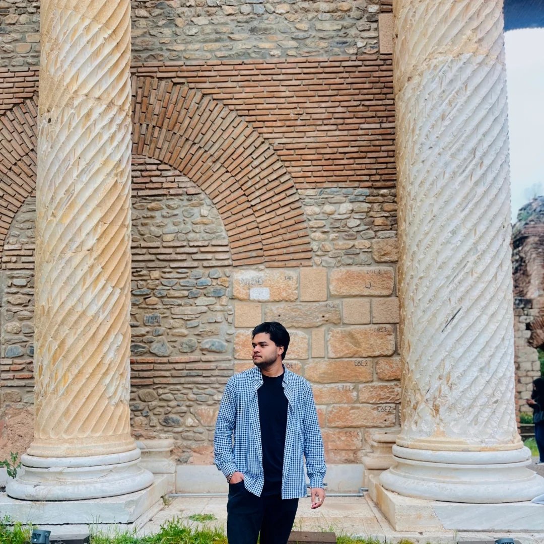 samkhan_210 profile picture
