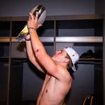 samleavitt10 profile picture
