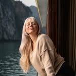 sarahdegheselle profile picture