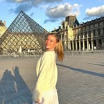 sarah_schoellhorn profile picture