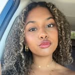 serenamoore._ profile picture
