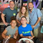 shari323 profile picture