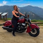 she.rides.moto profile picture