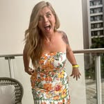 shellywinelover profile picture