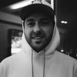 simontik profile picture