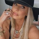 suz5678 profile picture