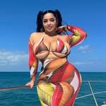 taniabombon profile picture