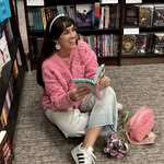 thebrunette_bookworm profile picture