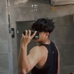 theycallmenavu_ profile picture