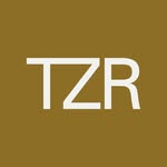 thezoereport profile picture