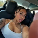tiffsaaantos profile picture