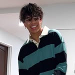 toushis_54 profile picture