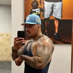 v_lopez8 profile picture