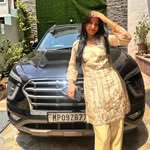 yashikachouhan_77 profile picture