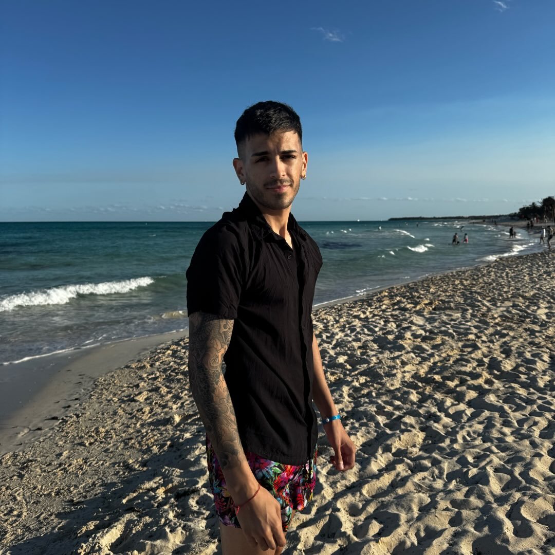 yerosneyro profile picture