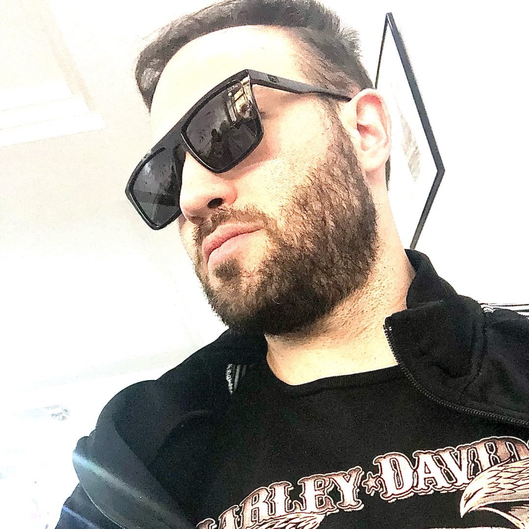 yvalvaro profile picture